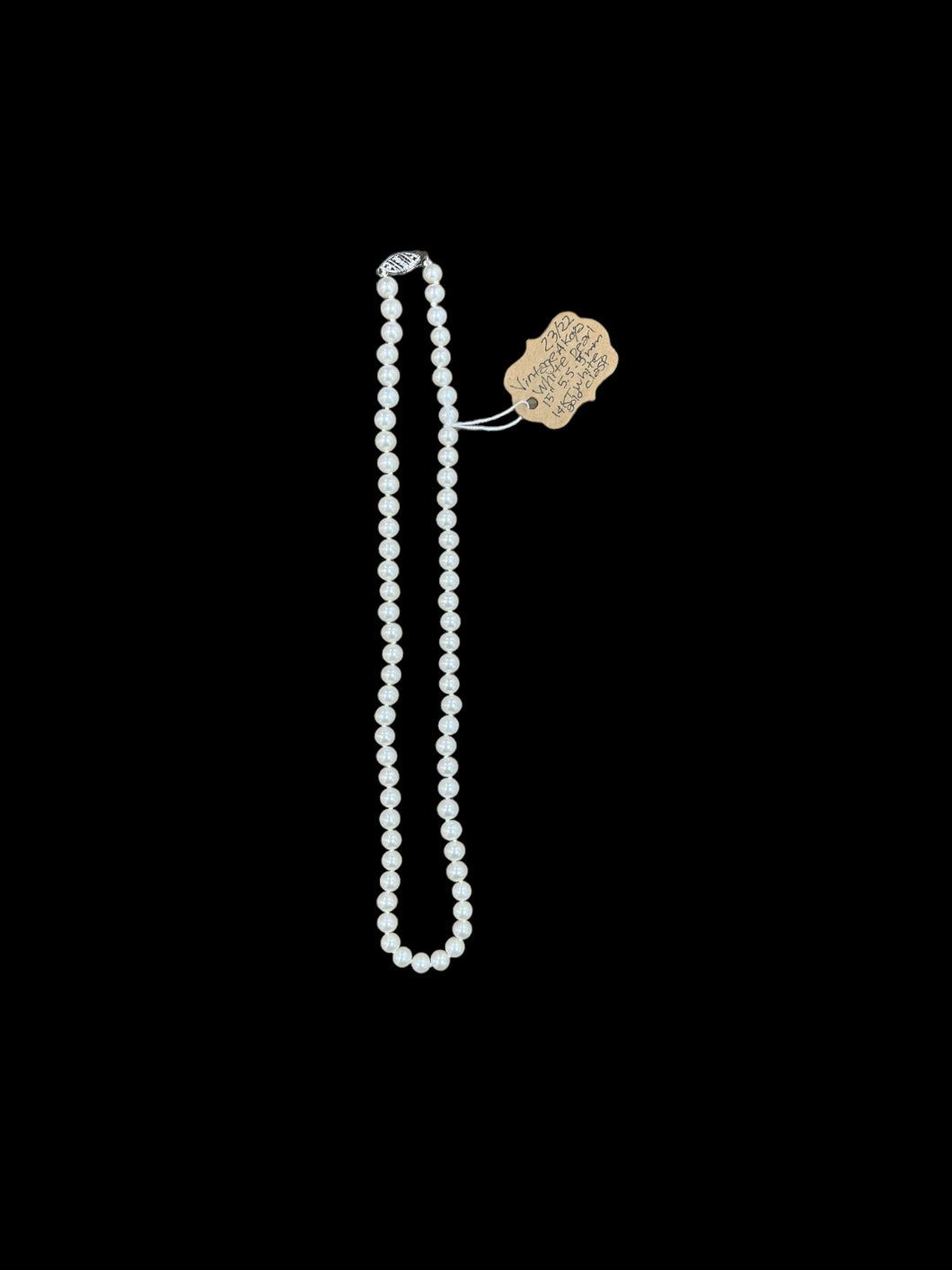 23/22 Akoya Cultured Pearls with 14k white gold clasp