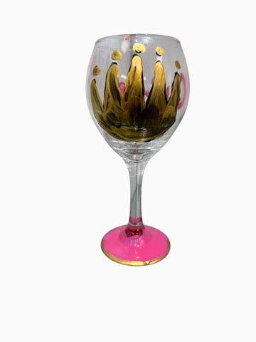 Crown Queen Wine glass