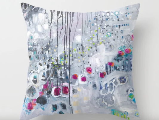 Almohada decorativa en blanco y negro en 3 tamaños disponibles 